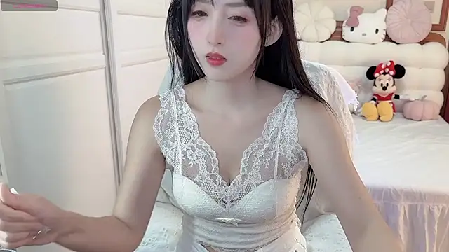 Unique-yiyi online show from 12.03.24