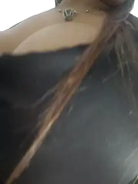 Snapshot of milf_venus chatting on 10.18.25 milf venus online show from 10.18.25