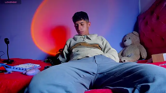 Snapshot of BIG_cockpether chatting on 09.16.25 BIG cockpether online show from 09.16.25