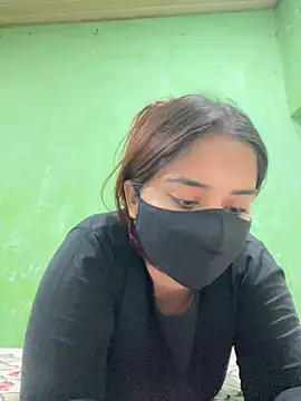 Black Glow online show from 01.07.25