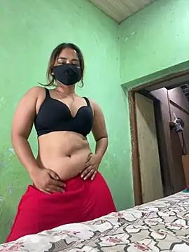 Black Glow online show from 01.12.25