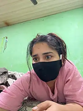 Black Glow online show from 03.15.25