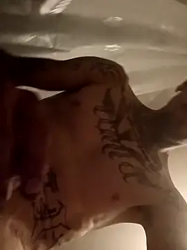 Snapshot of Paybackk100 chatting on 10.14.25 Paybackk100 online show from 10.14.25