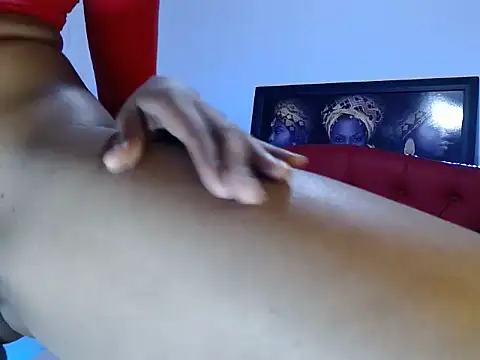 MISSANDRE4 online show from 12.31.24