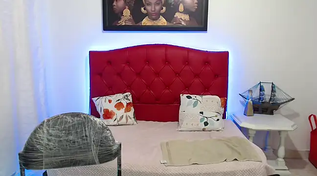 MISSANDRE4 online show from 01.28.25