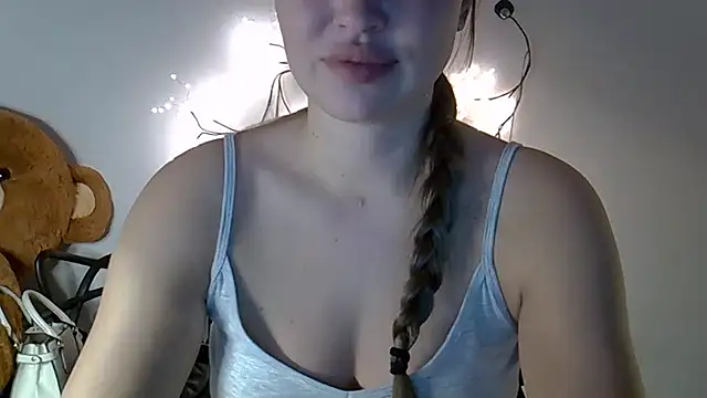 Lucky Anna online show from 03.24.26