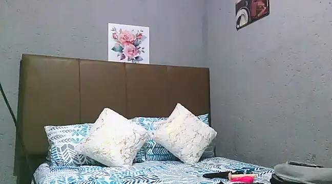 Sweetbedroomeyez01 online show from 02.19.25