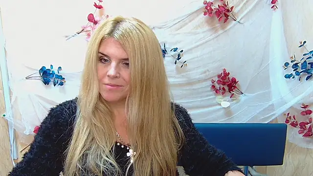 Julya Barbi online show from 12.06.24