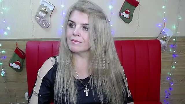Julya Barbi online show from 12.18.24