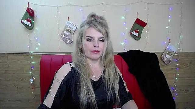 Julya Barbi online show from 01.04.25