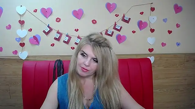 Julya Barbi online show from 02.05.25
