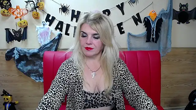 Julya Barbi online show from 10.26.25