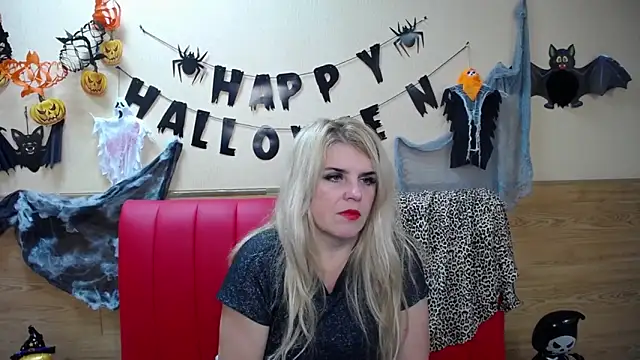 Julya Barbi online show from 10.29.25