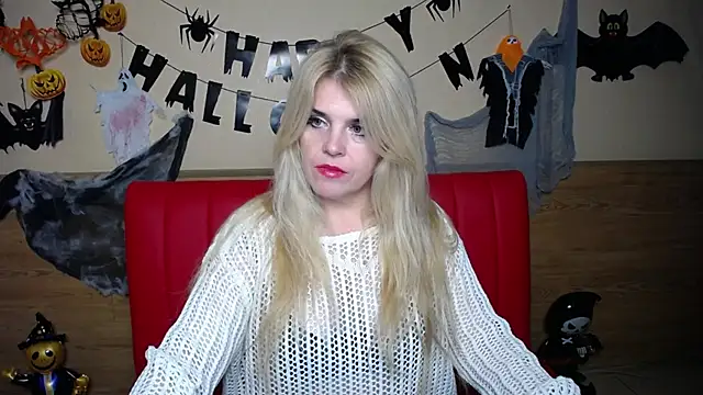 Julya Barbi online show from 10.30.25