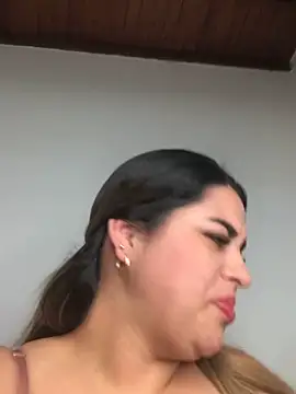 Snapshot of Amira__Fatima chatting on 03.01.25 Amira Fatima online show from 03.01.25
