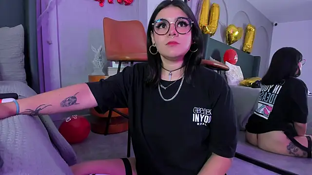 DakkotaBluee online show from 02.28.25