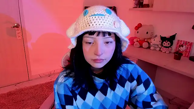 Francesca1  online show from 01.24.25