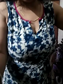 Sneha gril online show from 02.28.25