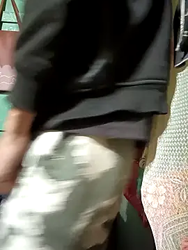 Skinny Bigass 23 online show from 12.15.24