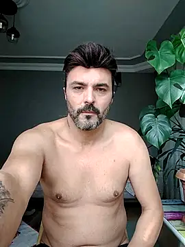 Snapshot of hot_man_eray chatting on 10.11.25 hot man eray online show from 10.11.25