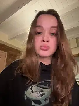 SofiaWaze online show from 02.25.26