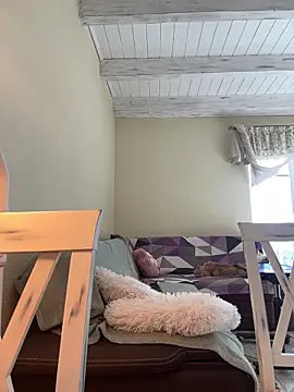 SofiaWaze online show from 03.13.26