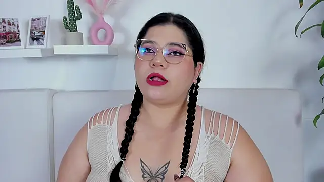 Snapshot of Meli_Meli chatting on 02.01.25 Meli Meli online show from 02.01.25
