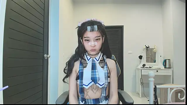 Snapshot of seo_yeon_ chatting on 12.03.24 seo yeon online show from 12.03.24