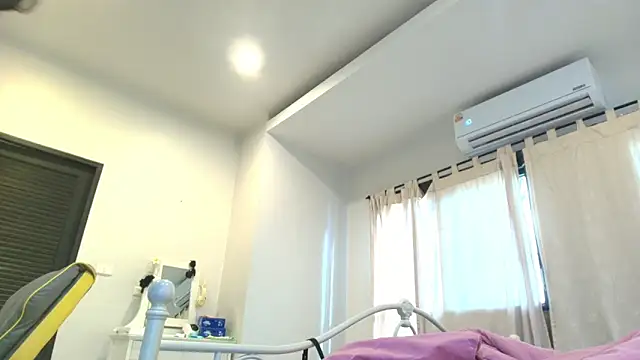 Snapshot of seo_yeon_ chatting on 12.31.24 seo yeon online show from 12.31.24