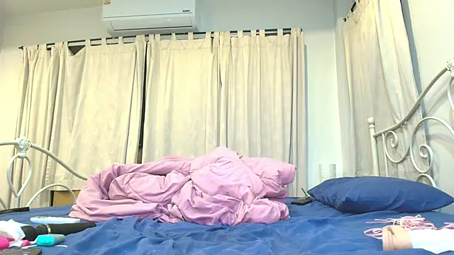 Snapshot of seo_yeon_ chatting on 01.08.25 seo yeon online show from 01.08.25
