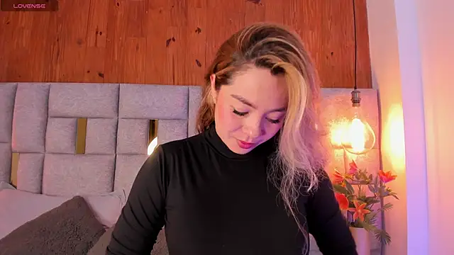 Saori newman online show from 01.07.25