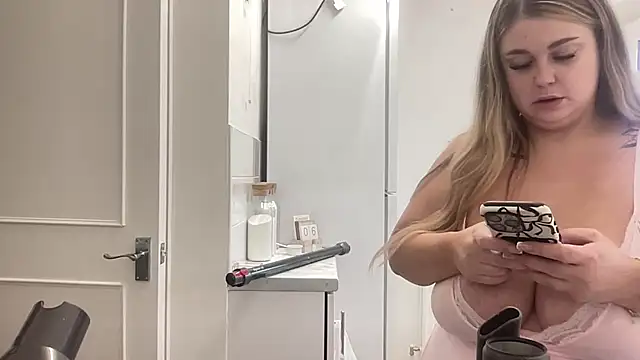 blairbella online show from 01.18.25
