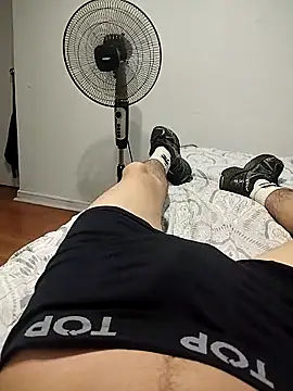 Snapshot of borisro chatting on 11.26.25 borisro online show from 11.26.25