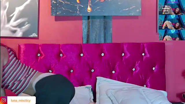 Lunamistyc online show from 11.06.25