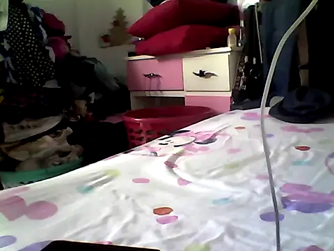 ariana crazzy online show from 11.20.25