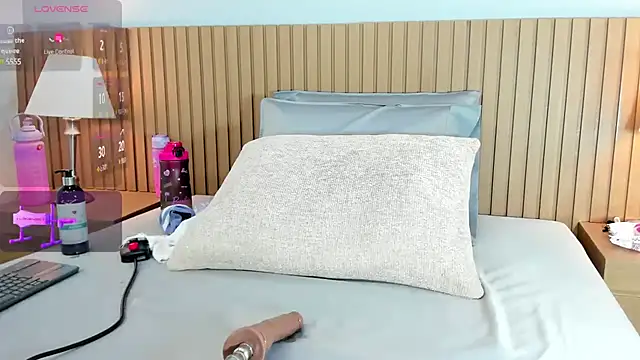 sexy mich 18 online show from 12.19.24