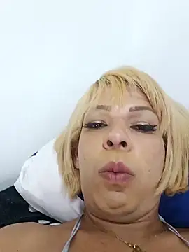 blondebitchlitle online show from 01.30.25