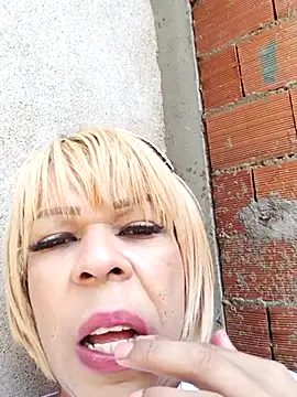 blondebitchlitle online show from 02.13.25