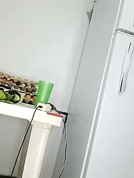 blondebitchlitle online show from 02.21.25