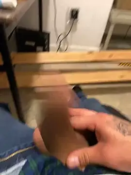 Snapshot of jr91esl chatting on 03.14.25 jr91esl online show from 03.14.25