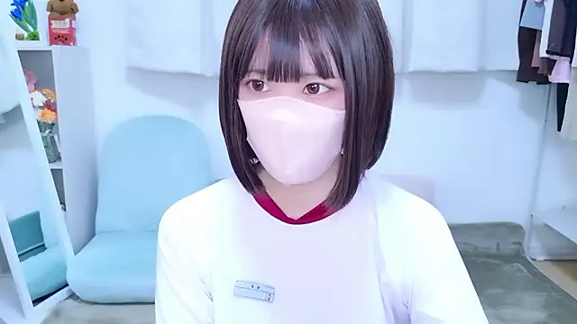 Snapshot of aki_zzz chatting on 10.08.25 aki zzz online show from 10.08.25