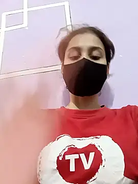 magicmoment00786 online show from 09.28.25