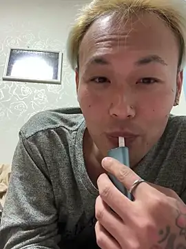 Snapshot of kouji8800 chatting on 01.10.25 kouji8800 online show from 01.10.25