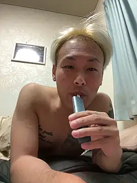 Snapshot of kouji8800 chatting on 01.11.25 kouji8800 online show from 01.11.25