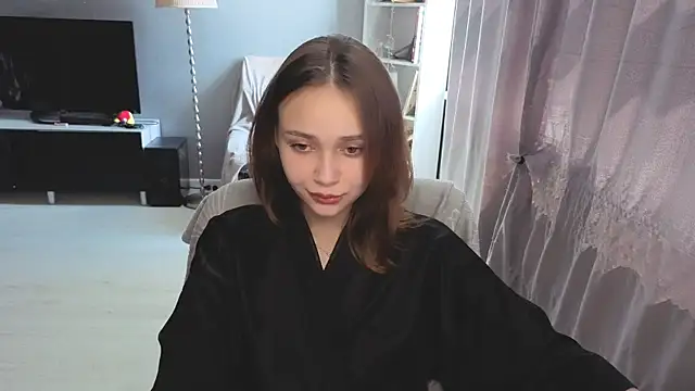 Snapshot of SweetLinaa chatting on 06.27.26 SweetLinaa online show from 06.27.26