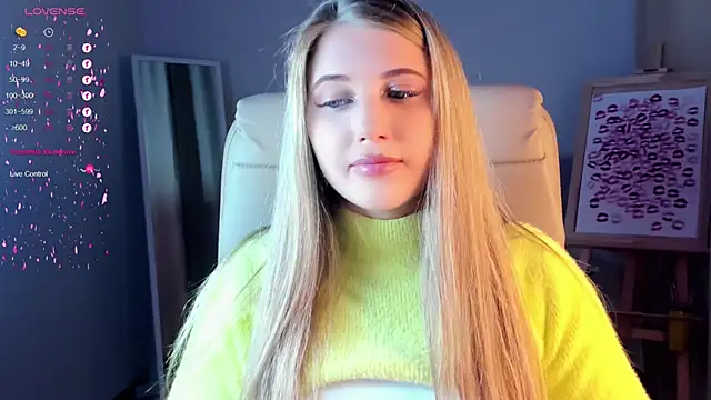 Evacadooo online show from 03.01.25