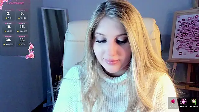 Evacadooo online show from 03.11.25