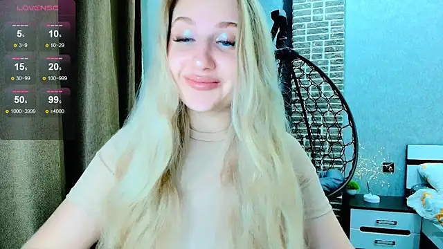 Evacadooo online show from 09.13.25