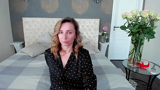 AllisonWilliams online show from 06.12.26