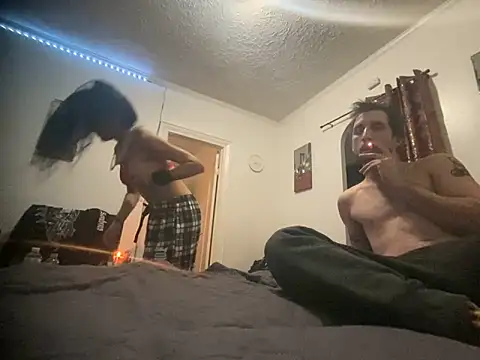 Snapshot of mackmillandhisjills chatting on 12.24.24 mackmillandhisjills online show from 12.24.24